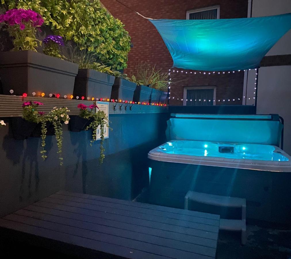 3 The View Apartments Ilfracombe - Hot Tub, Parking, Lift, Ev Luaran gambar