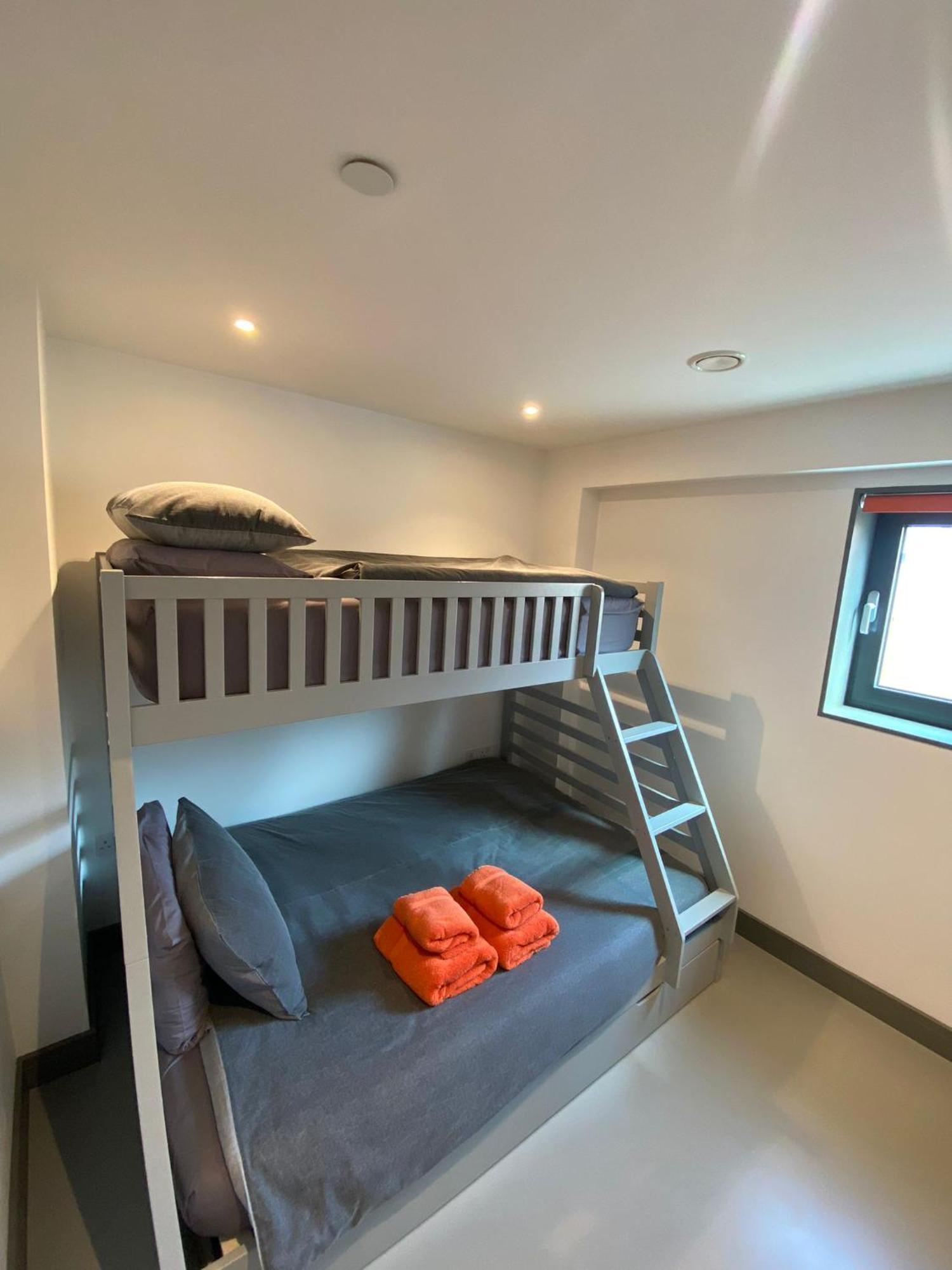 3 The View Apartments Ilfracombe - Hot Tub, Parking, Lift, Ev Luaran gambar